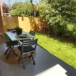 Apartment Les Capitouls - Entree Autonome, Clim Neuve, Jardin, Parking Prive - Toulouse