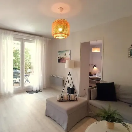 Апартаменты Les Capitouls - Avec Entree Autonome, Clim Neuve, Jardin, Parking Prive & Sa Piscine ! -