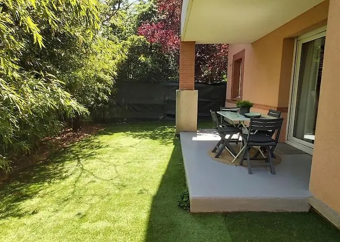 Les Capitouls - Avec Entree Autonome, Clim Neuve, Jardin, Parking Prive & Sa Piscine ! - *