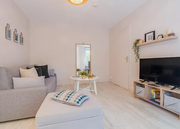 Les Capitouls - avec entrée autonome, clim neuve, jardin, parking privé&sa piscine ! - Toulouse