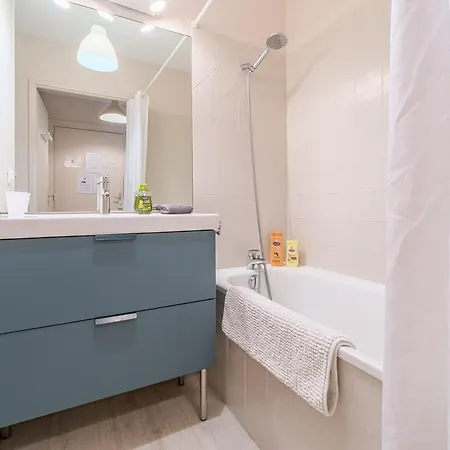 Les Capitouls - Avec Entree Autonome, Clim Neuve, Jardin, Parking Prive & Sa Piscine ! - 公寓